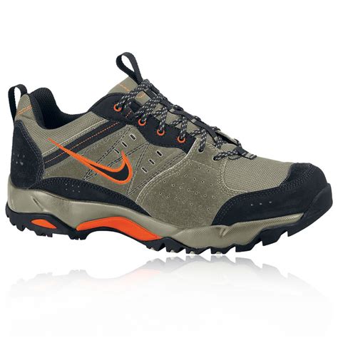 nike acg trail running shoes